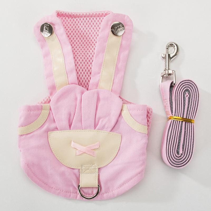 Cute Pet Adventure Set featuring a cat walking leash and small dog vest by Dog Hugs Cat, designed for pets’ outdoor adventures.